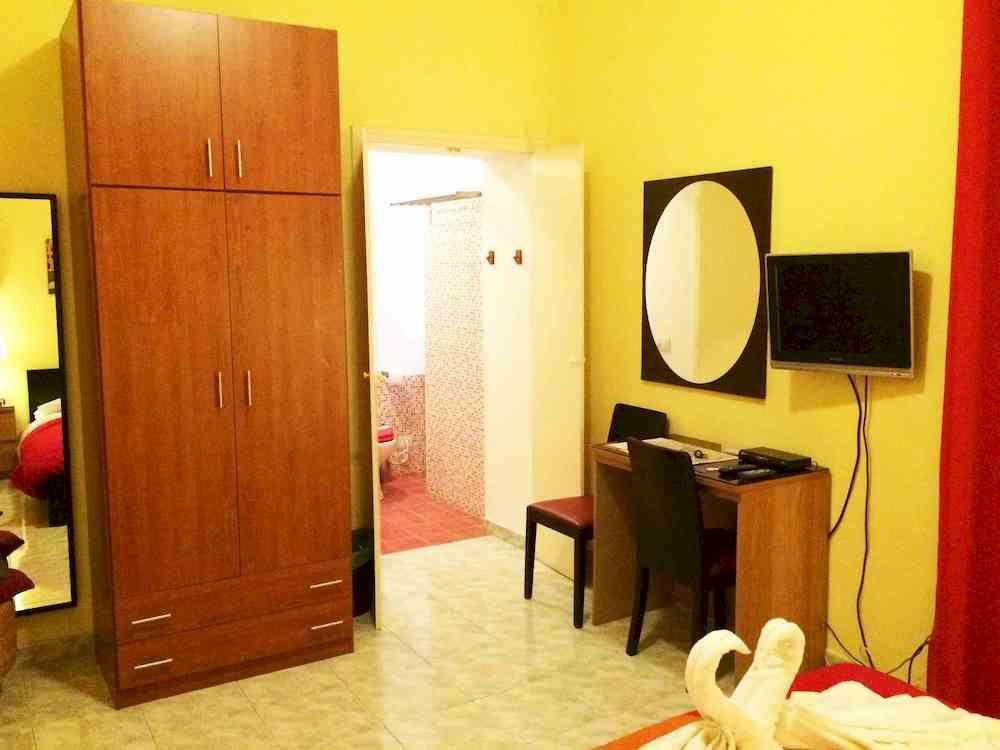 Holidays Otranto 3* Rom